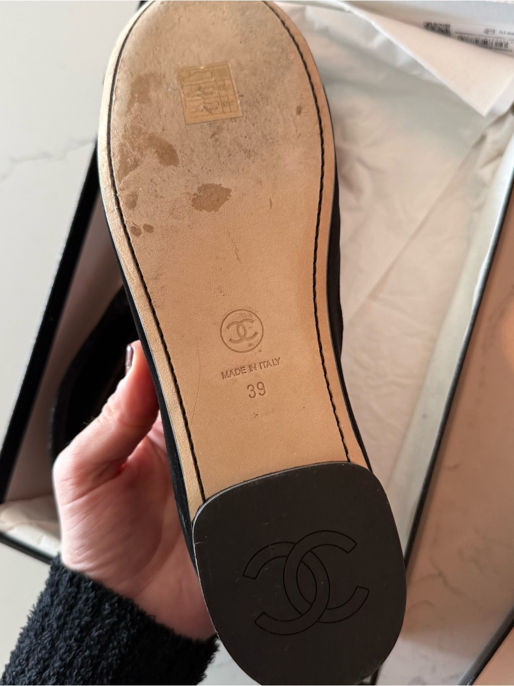 Chanel velvet mary janes // flats - Picture 7 of 8